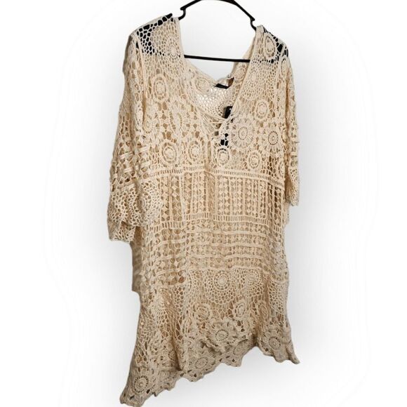 Ana & Rose Women's Crochet Tunic Top size Small - Picture 2 of 8